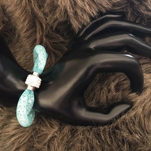 Crystal filled coil mesh magnetic close bracelet